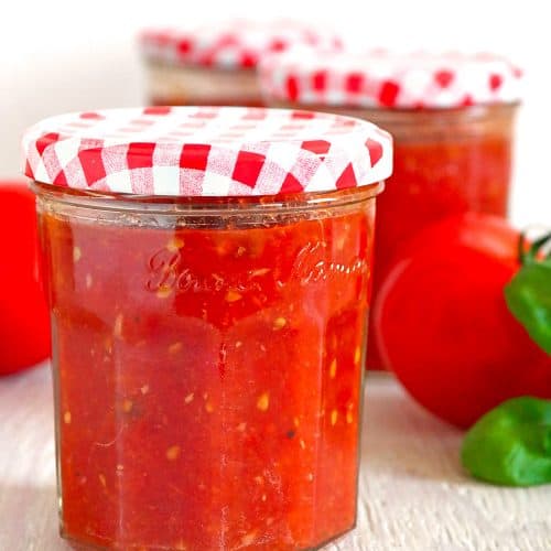 Selbst eingekochte Tomaten