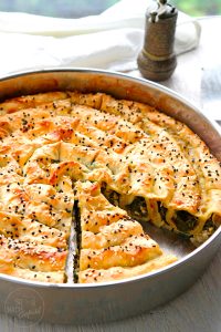 Schneckenbörek mit Spinat und Fetakäse