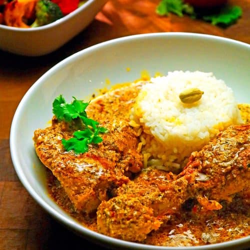 Huhn in Joghurt-Koriandersoße - Dhania Chicken