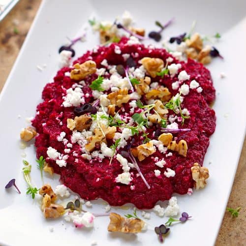 Rote-Bete-Püree mit Schafskäse und Walnüssen