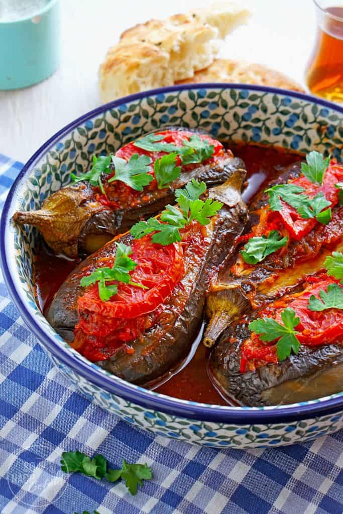 Imam Bayıldı - Geschmorte Auberginen, vegetarisch