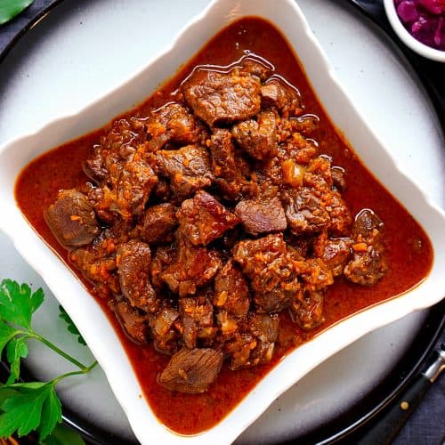 entspanntes Hirschgulasch auf Soffrittobasis