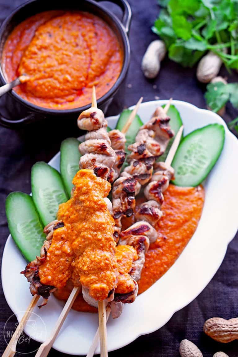 Hühnerspieße mit Erdnusssoße - Hühner Satay