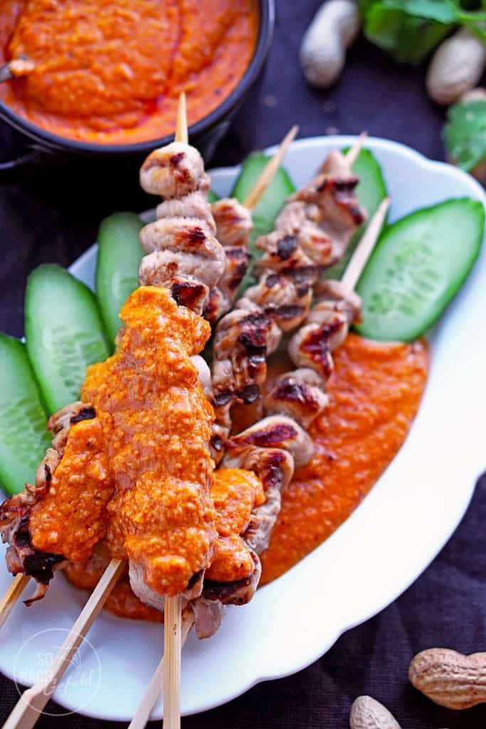 Hühnerspieße mit Erdnusssoße - Hühner Satay