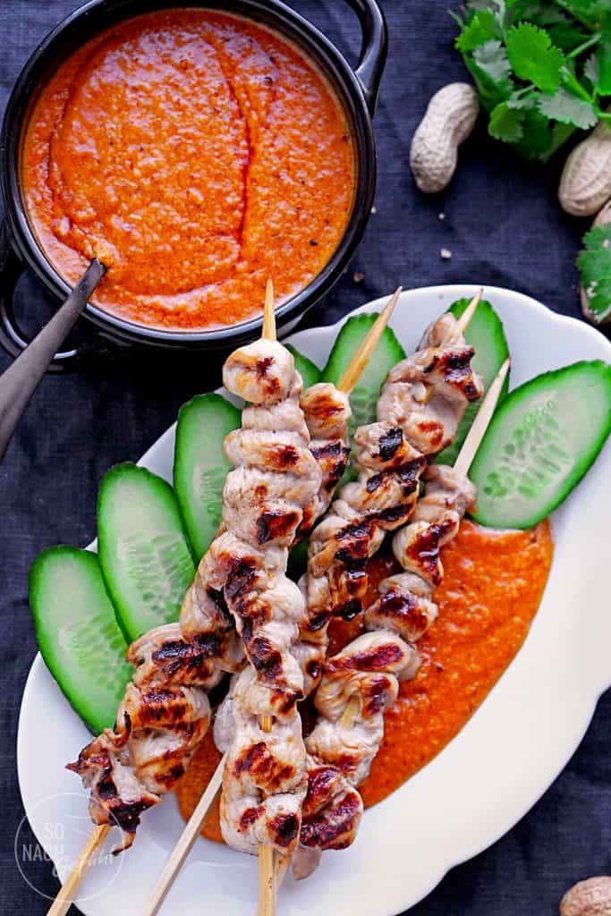 Hühnerspieße mit Erdnusssoße - Hühner Satay