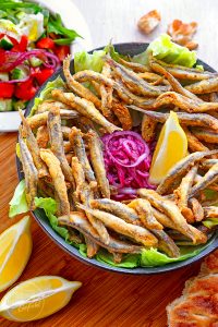 Hamsi – anatolische, frittierte Sardellen