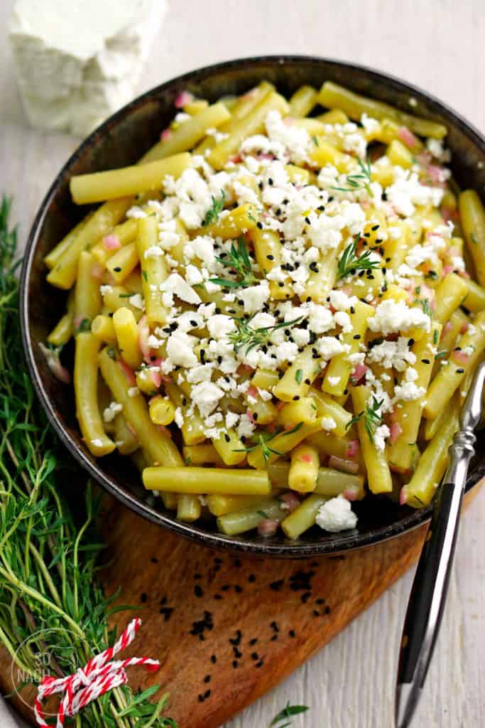Wachsbohnensalat mit Schafskäse