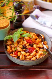 Schnell-längster Nudelsalat der Welt