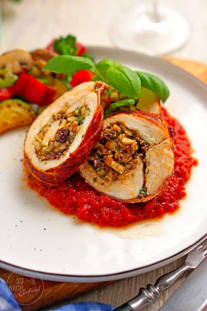 Mediterran gefüllte Hühnerbrust