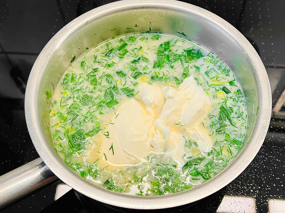 Kräutersuppe montieren