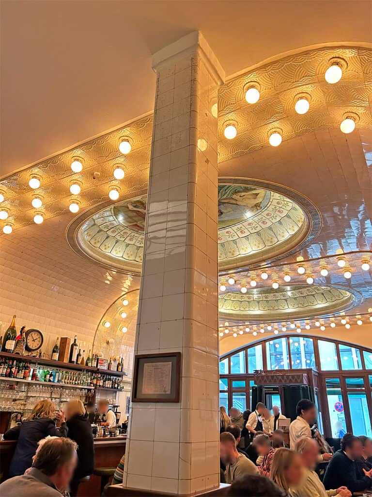 Cafe Paris