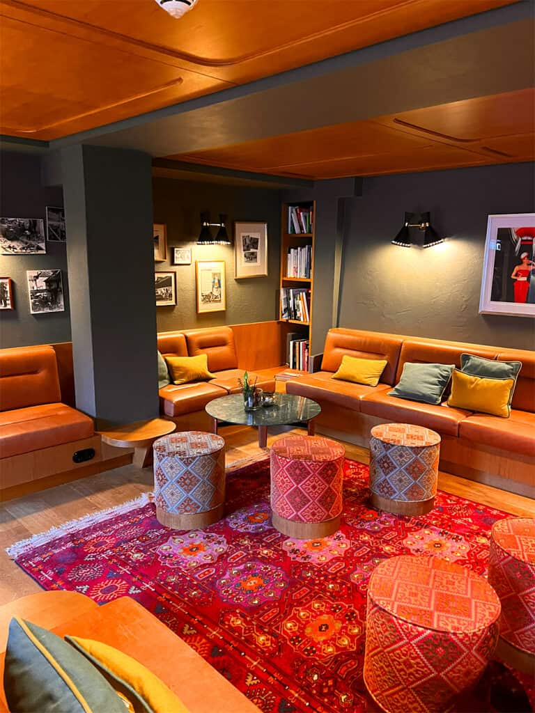 das Kaminzimmer